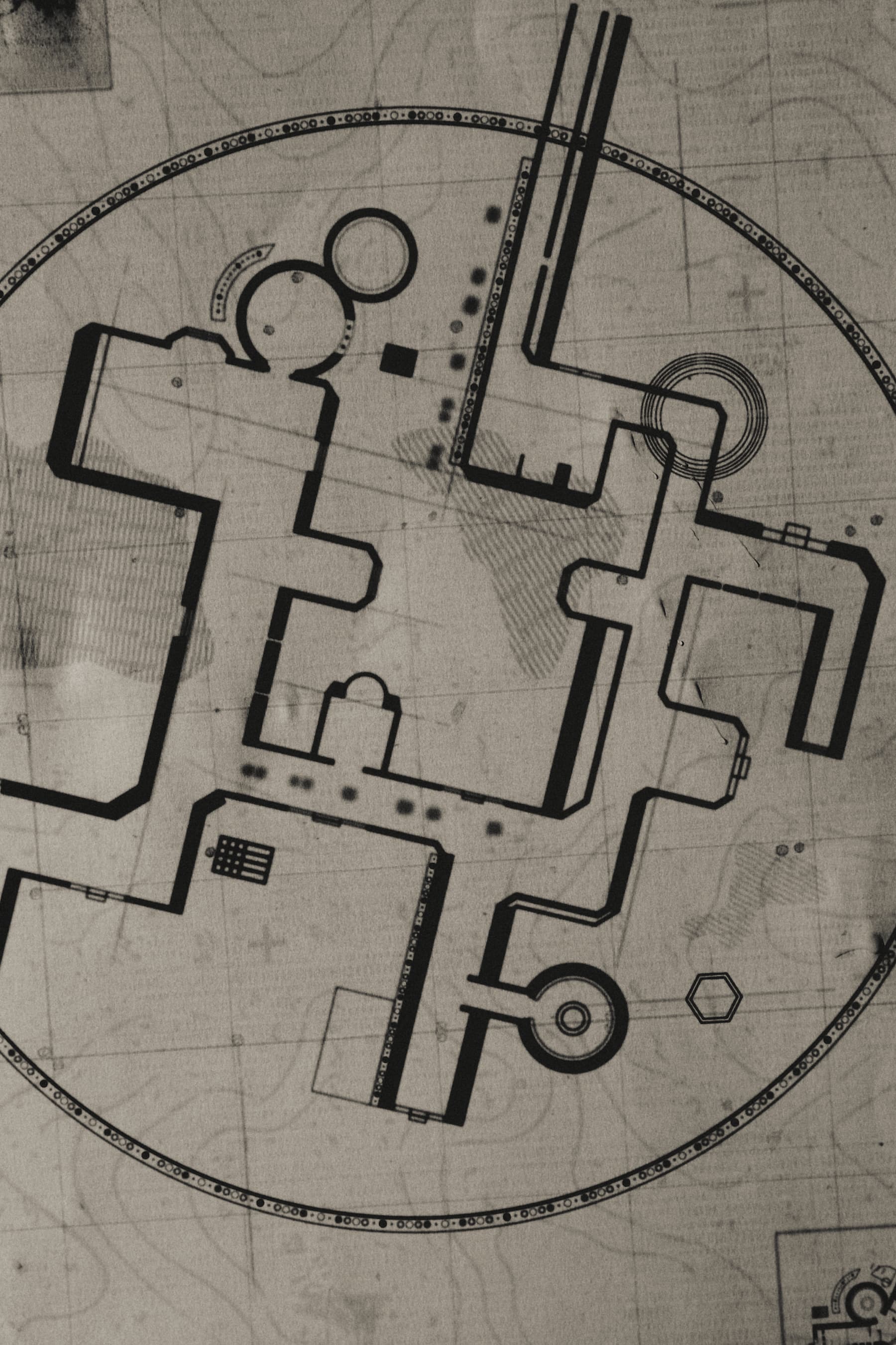 Map showing the vampires’ planned escape routes